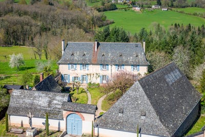 /international/fr/arnac-pompadour-limousin-310106998687/