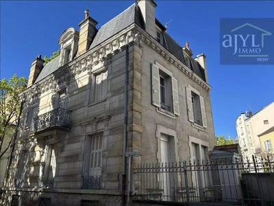/international/fr/vichy-auvergne-310109176604/?lang=fr