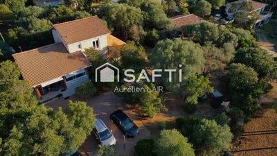 /international/fr/figari-corsica-310103079346/