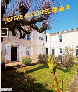 /international/fr/sainte-croix-du-mont-aquitaine-310106054760/