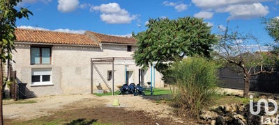 /international/fr/airvault-charente-310102270710/