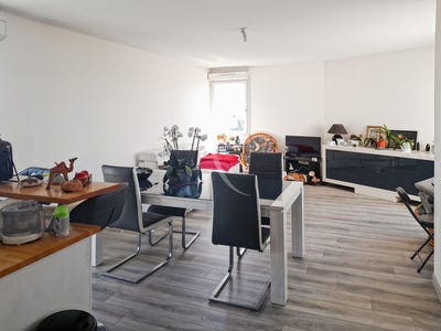 /international/fr/cergy-ile-de-france-310106413809/