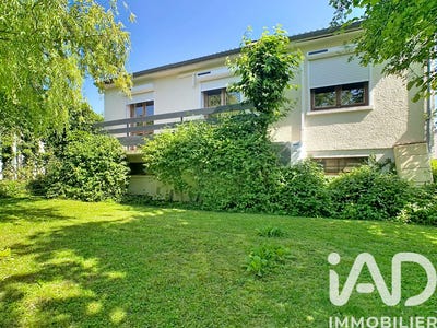 /international/fr/fere-champenoise-ardennes-310108456732/