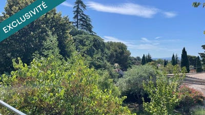/international/fr/villeneuve-les-avignon-languedoc-roussillon-310108865962/