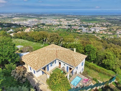 /international/fr/borgo-corsica-310107773062/