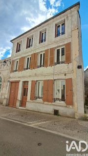/international/fr/brienon-sur-armancon-burgundy-310107359977/