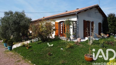 /international/fr/coutras-aquitaine-310102397272/