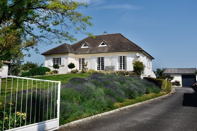 /international/fr/couture-d-argenson-charente-310107577668/
