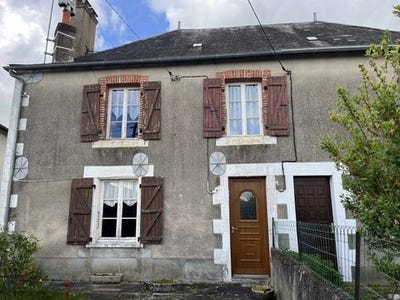 /international/fr/lathus-saint-remy-charente-310099950317/