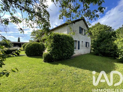 /international/fr/saint-savin-charente-310107089636/