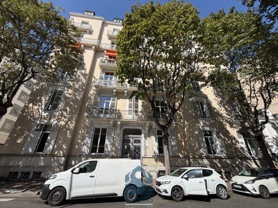 /international/fr/vichy-auvergne-310120010040/