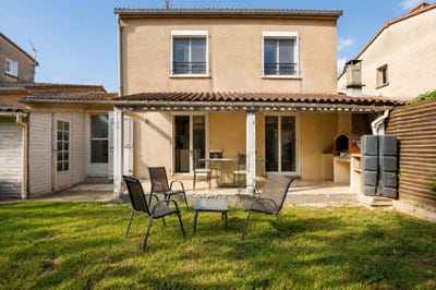 /international/fr/palaja-languedoc-roussillon-310108264005/