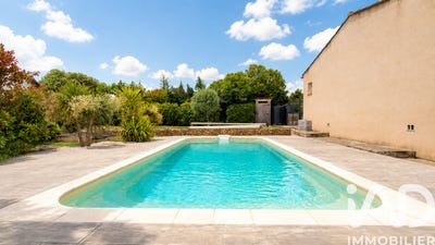 /international/fr/beaucaire-languedoc-roussillon-310107901743/
