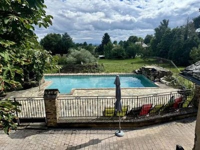 /international/fr/la-salvetat-peyrales-midi-pyrenees-120093502130/?lang=en