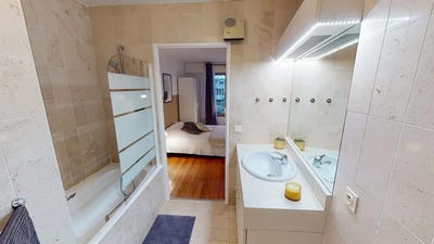 /international/fr/224-av-de-versailles-departement-de-paris-ile-de-france-310101108459/