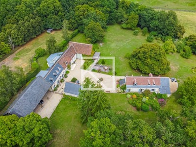 /international/fr/neuvy-le-roi-centre-val-de-loire-310107257359/