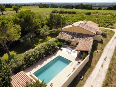 /international/fr/vacqueyras-provence-alpes-cote-d-azur-310101417104/