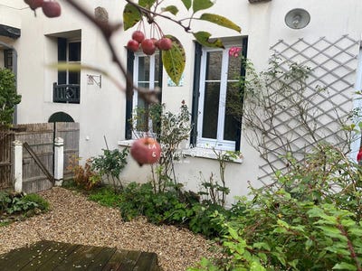 /international/fr/houdan-ile-de-france-310106223313/