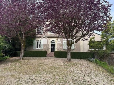 /international/fr/chateau-gontier-pays-de-la-loire-310107220783/