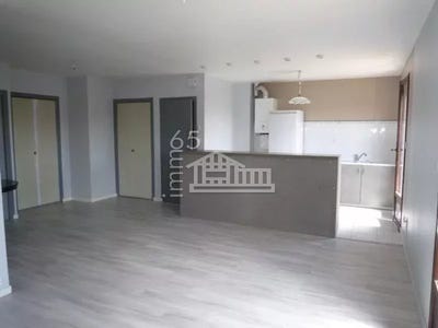 /international/fr/ter-rue-des-mimosas-tarbes-midi-pyrenees-310107772875/