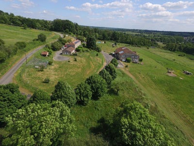 /international/fr/availles-limouzine-charente-310107558623/