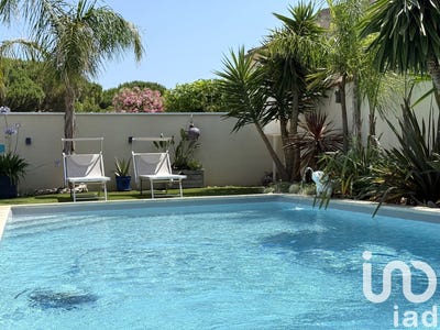 /international/fr/canet-en-roussillon-languedoc-roussillon-310106410884/