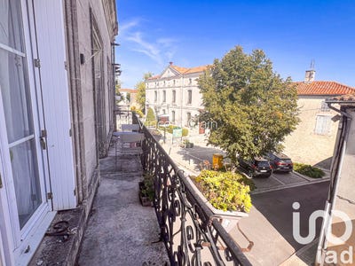 /international/fr/villefagnan-charente-310102233153/