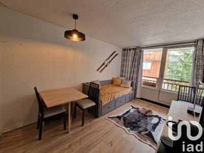 /international/fr/huez-burgundy-310100275207/?lang=zh-tw