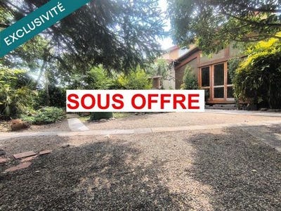 /international/fr/clermont-ferrand-auvergne-120093627856/