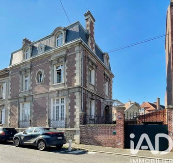 /international/fr/compiegne-picardie-310108863248/?lang=it