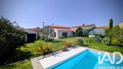 /international/fr/thaire-charente-310106415092/