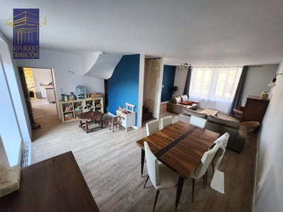 /international/fr/arnay-le-duc-burgundy-310110072463/