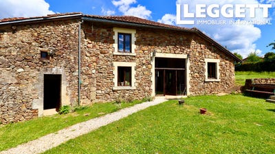 /international/fr/ecuras-charente-310106480522/
