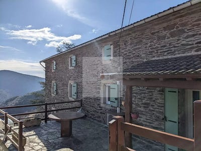 /international/fr/le-collet-de-deze-languedoc-roussillon-310100711954/