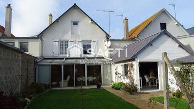 /international/fr/saint-malo-brittany-310105370172/