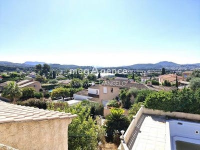 /international/fr/sanary-sur-mer-provence-alpes-cote-d-azur-310101385387/?lang=zh-cn