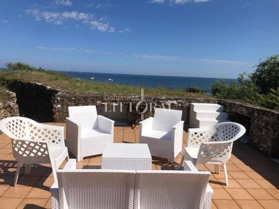 /international/fr/l-ile-d-yeu-pays-de-la-loire-310106943352/