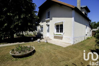 /international/fr/la-couture-boussey-upper-normandy-310100825151/?lang=zh-tw