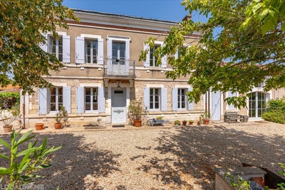 /international/fr/montpon-menesterol-aquitaine-310119752053/