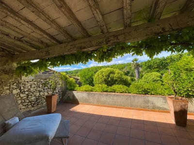 /international/fr/nizas-languedoc-roussillon-310119342876/