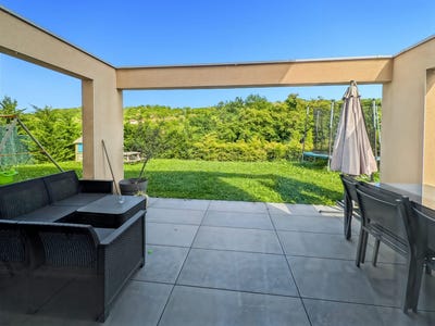 /international/fr/porte-des-pierres-dorees-rhone-310107887842/