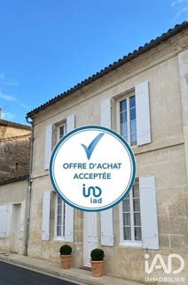 /international/fr/saint-meme-les-carrieres-charente-310103176140/