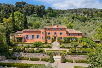 /international/fr/grasse-provence-alpes-cote-d-azur-310110359118/