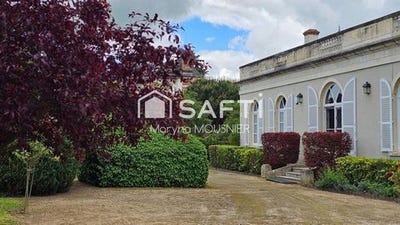 /international/fr/cosne-cours-sur-loire-burgundy-310101387146/?lang=en