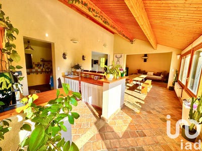 /international/fr/cosne-cours-sur-loire-burgundy-310098919172/?lang=en
