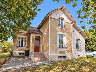 /international/fr/la-ferte-hauterive-auvergne-310110224932/