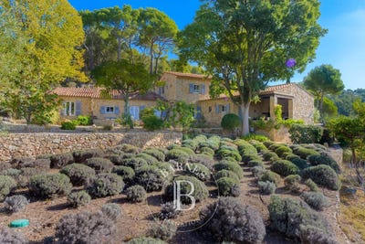 /international/fr/le-beausset-provence-alpes-cote-d-azur-310100762448/?lang=zh-tw