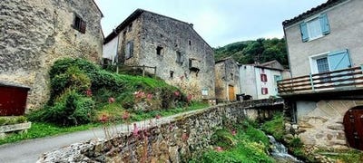 /international/fr/foix-midi-pyrenees-120091377568/
