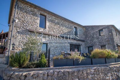 /international/fr/duras-aquitaine-310099195169/