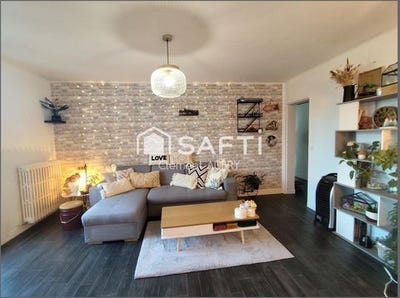 /international/fr/laval-pays-de-la-loire-310105429982/